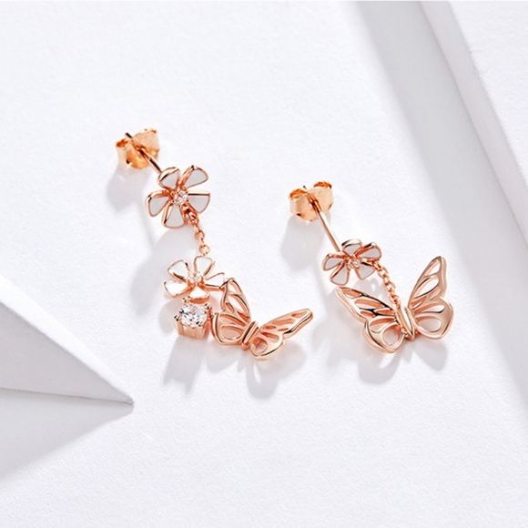 Jewelry - New Silver Dancing Butterfly Drop Earrings